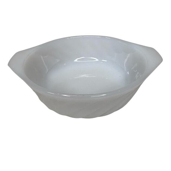 Vintage Fire-King Anchor Hocking White Swirl Mixing Bowl 5” Milk Glass Ovenware - Picture 1 of 8